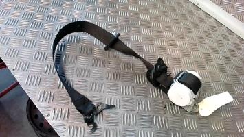 Ceinture avant gauche