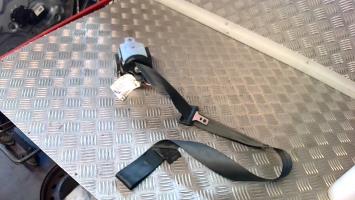 Ceinture avant gauche