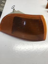 Gruppo ottico anteriore secondario destro (luci)(freccia)