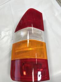 Fanale posteriore principale sinistro (luci)