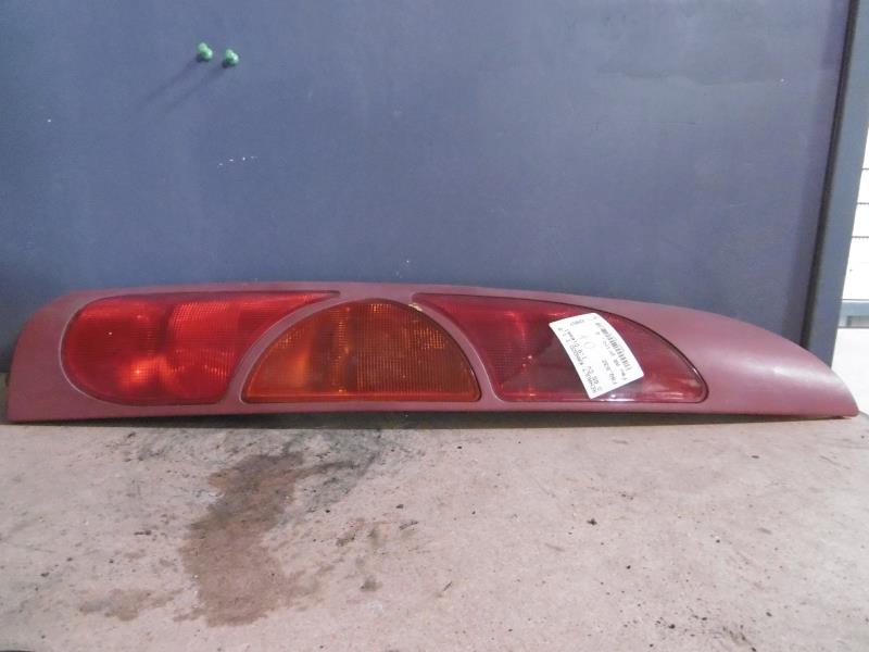 Fanale posteriore principale sinistro (luci)
