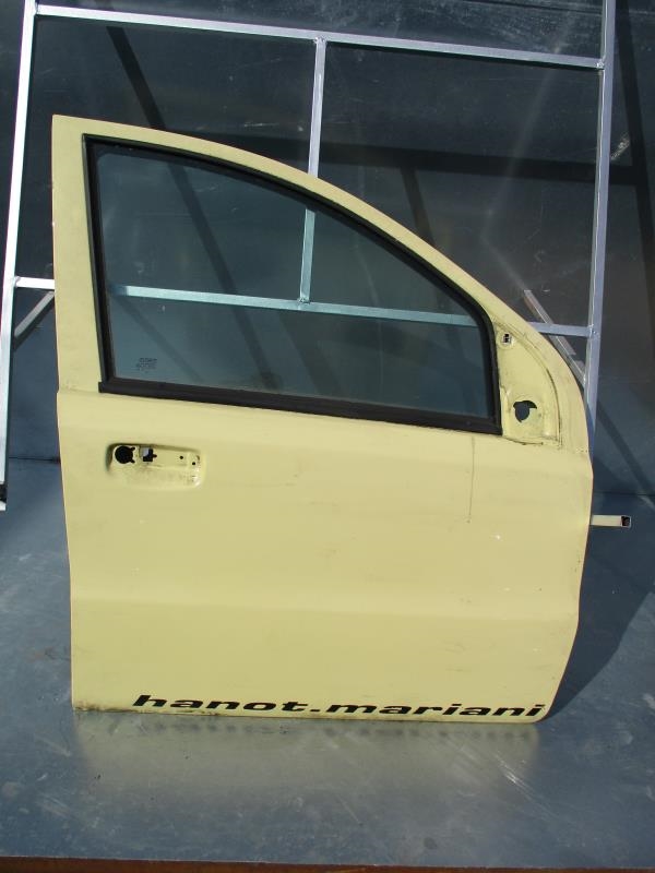 Porte avant droit