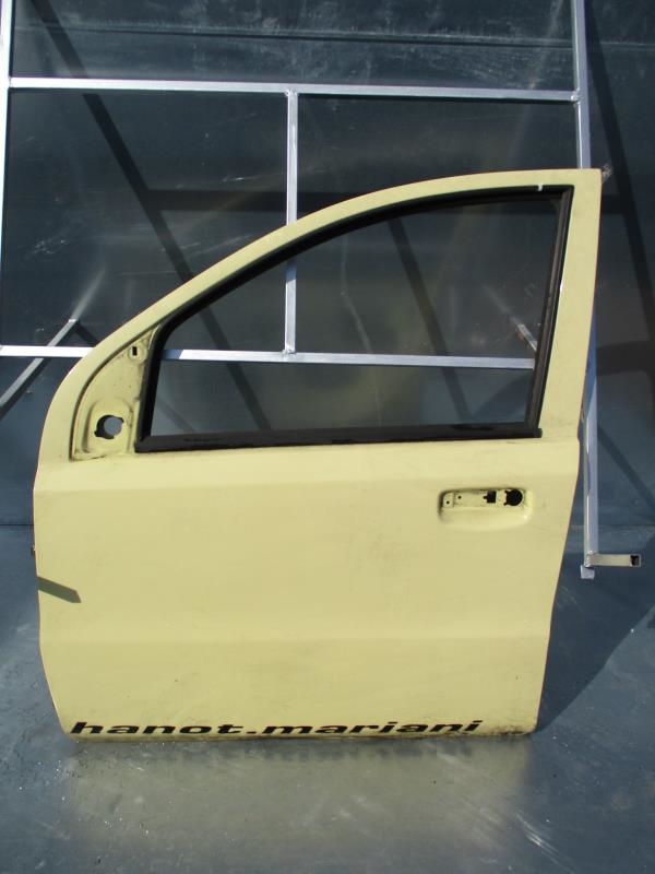 Porte avant gauche