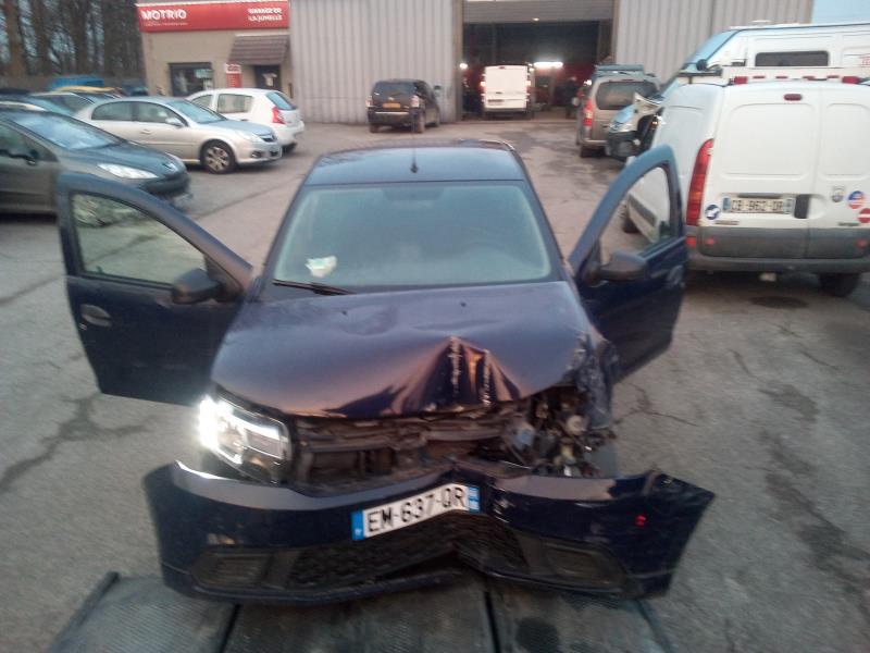 Motore tergicristallo anteriore