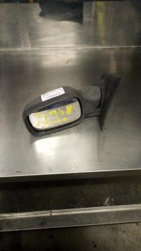 Retrovisor izquierdo