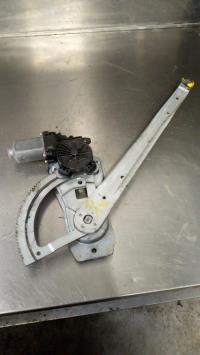 Leve vitre electrique avant gauche
