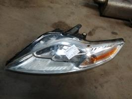 Gruppo ottico anteriore principale sinistro (luci)(faro)
