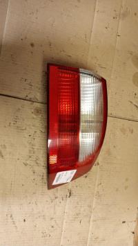 Fanale posteriore principale destro (luci)