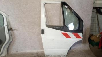 Porte avant droit