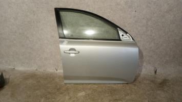 Porte avant droit