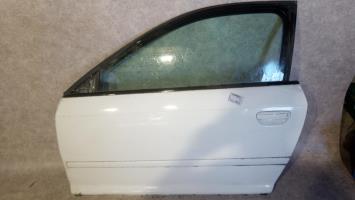 Porte avant gauche