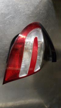 Fanale posteriore principale sinistro (luci)