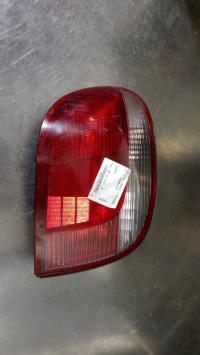 Fanale posteriore principale sinistro (luci)