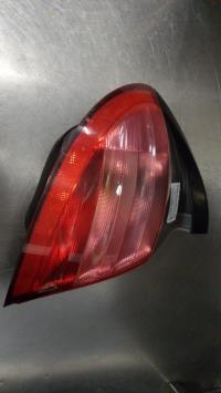 Fanale posteriore principale sinistro (luci)