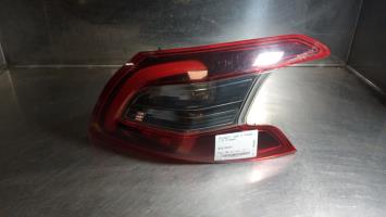 Fanale posteriore principale destro (luci)
