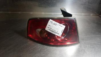 Fanale posteriore principale sinistro (luci)