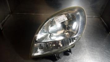 Gruppo ottico anteriore principale sinistro (luci)(faro)