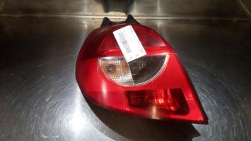 Fanale posteriore principale sinistro (luci)