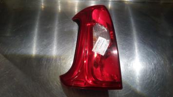 Fanale posteriore principale sinistro (luci)