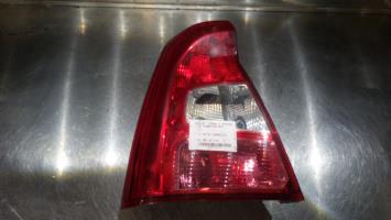 Fanale posteriore principale sinistro (luci)