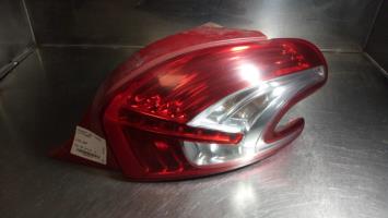 Fanale posteriore principale destro (luci)