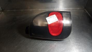 Fanale posteriore principale sinistro (luci)