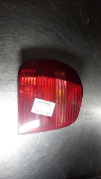 Fanale posteriore principale sinistro (luci)