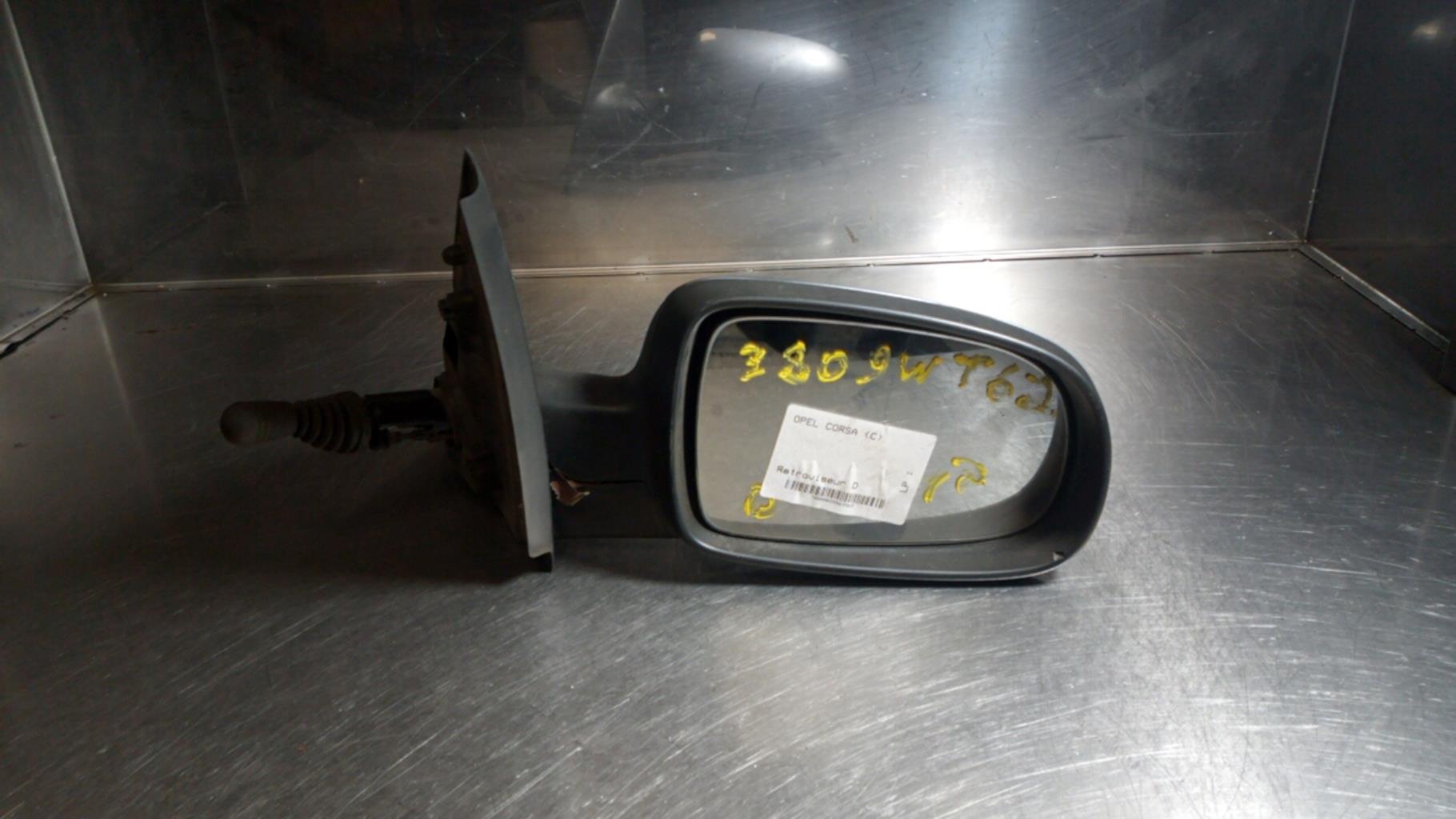 Retrovisor derecho OPEL CORSA C  - 1