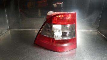 Fanale posteriore principale sinistro (luci)