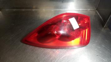 Fanale posteriore principale sinistro (luci)