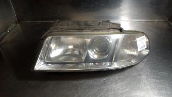 Gruppo ottico anteriore principale sinistro (luci)(faro)