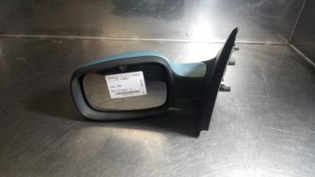 Retrovisor izquierdo