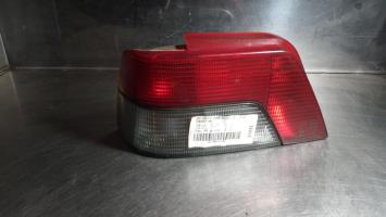 Fanale posteriore principale sinistro (luci)