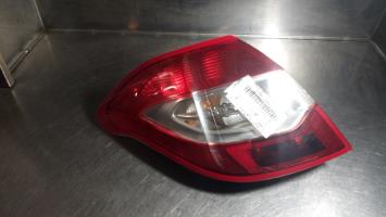 Fanale posteriore principale sinistro (luci)
