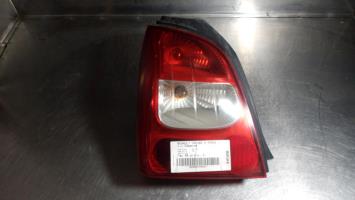 Fanale posteriore principale sinistro (luci)