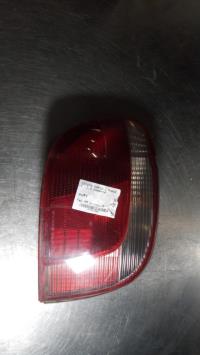 Fanale posteriore principale sinistro (luci)