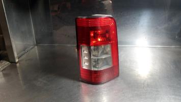 Fanale posteriore principale sinistro (luci)