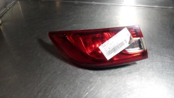 Fanale posteriore principale sinistro (luci)