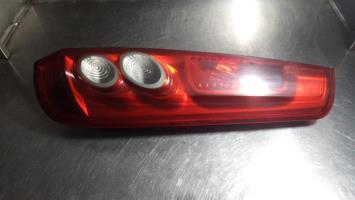Fanale posteriore principale destro (luci)
