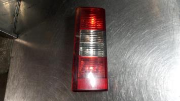 Fanale posteriore principale sinistro (luci)
