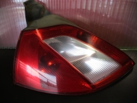Fanale posteriore principale sinistro (luci)