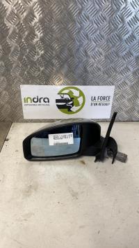Retrovisor izquierdo