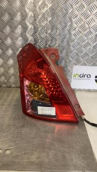 Fanale posteriore principale sinistro (luci)