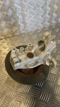 Fusee avant gauche
