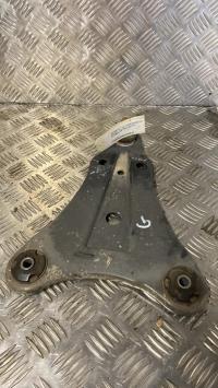 Triangle avant gauche