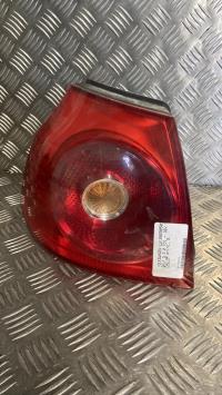 Fanale posteriore principale sinistro (luci)