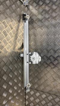 Elevalunas eléctrico delantero derecho