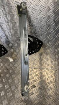 Leve vitre electrique avant droit