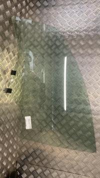 Vitre avant gauche