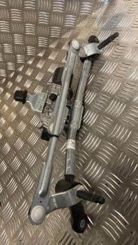 Moteur essuie glace avant